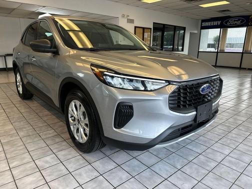 Iconic Silver Metallic 2024 Ford Escape Active