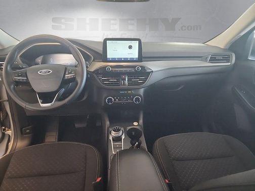 Iconic Silver Metallic 2024 Ford Escape Active