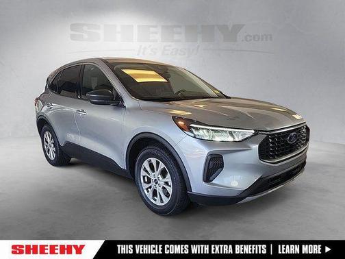 Iconic Silver Metallic 2024 Ford Escape Active