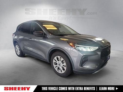 Gray Metallic 2023 Ford Escape Active