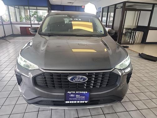 Gray Metallic 2023 Ford Escape Active