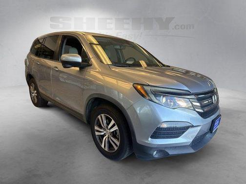 Lunar Silver Metallic 2018 Honda Pilot EX-L