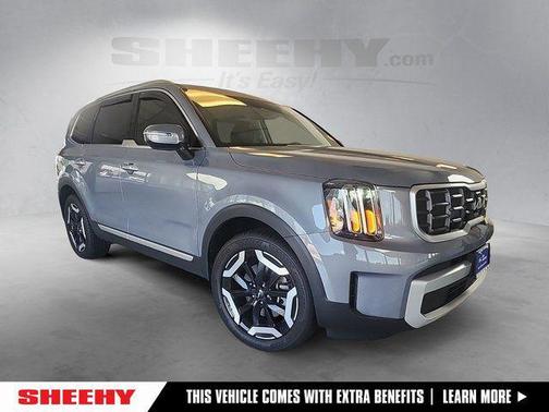 Everlasting Silver 2025 Kia Telluride S