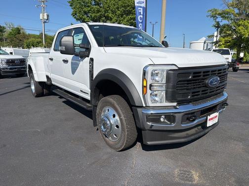 Oxford White 2026 Ford F-450 XL
