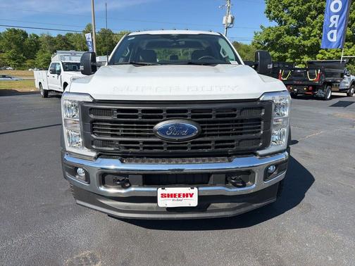 Oxford White 2026 Ford F-450 XL