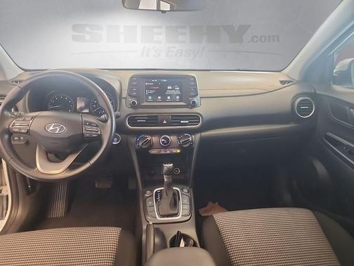 Chalk White 2019 Hyundai KONA SEL