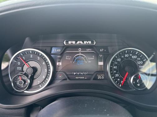 2023 RAM 1500 Big Horn/Lone Star