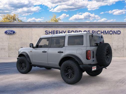 Avalanche Gray 2026 Ford Bronco Badlands