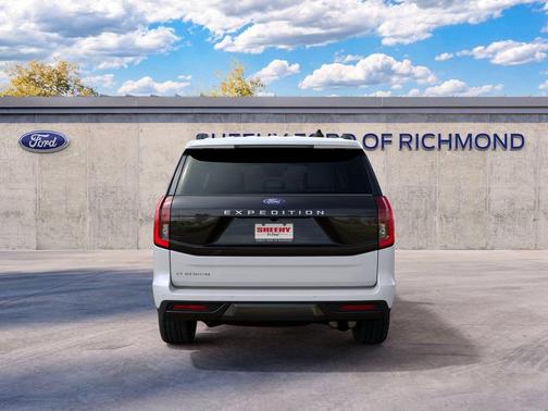 White 2027 Ford Expedition Platinum