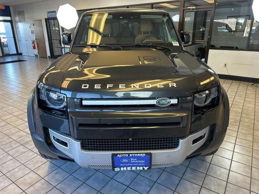 2023 Land Rover Defender 130 First Edition