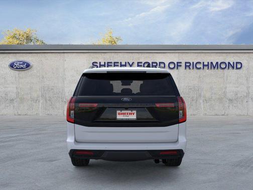Silver Metallic 2026 Ford Expedition Tremor
