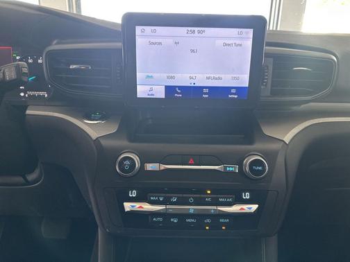 Blue Metallic 2020 Ford Explorer XLT