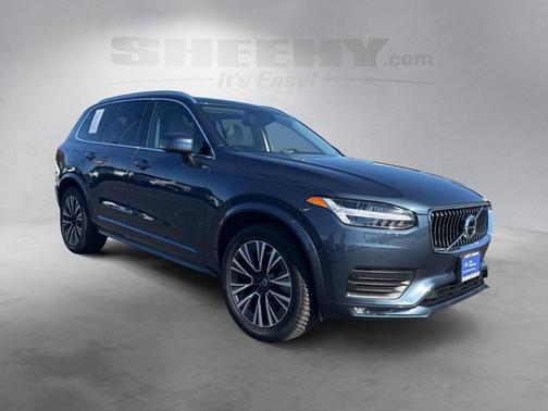 2021 Volvo XC90 T5 Momentum