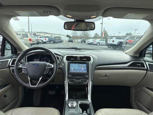 2017 Ford Fusion Energi SE Luxury