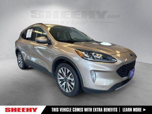 Desert Gold Metallic 2020 Ford Escape Titanium