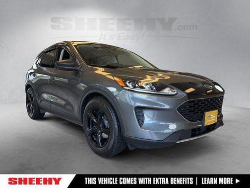 Carbonized Gray Metallic 2022 Ford Escape SE