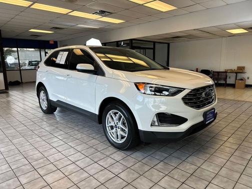 Star White Metallic Tri-Coat 2022 Ford Edge SEL