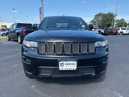 2017 Jeep Grand Cherokee Altitude