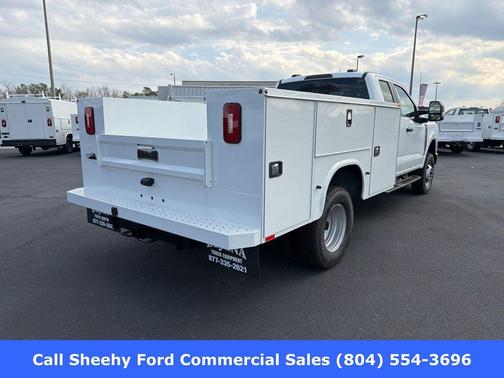 Oxford White 2026 Ford F-350 XL