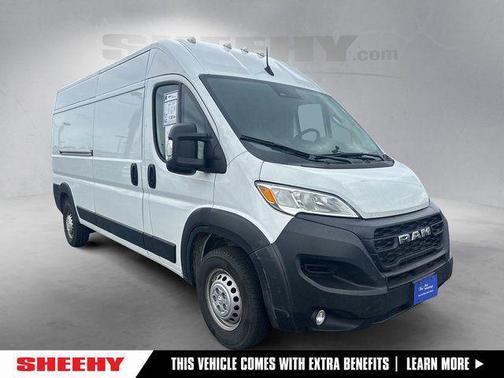 Bright White 2025 RAM ProMaster 2500 Tradesman