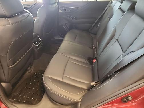 Crimson Red Pearl 2022 Subaru Outback Limited XT