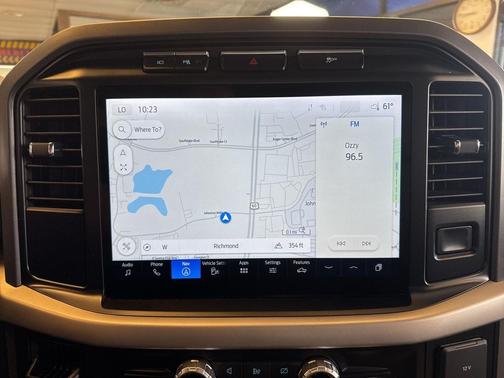 2023 Ford F-150 Lightning XLT