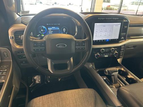 2023 Ford F-150 Lightning XLT
