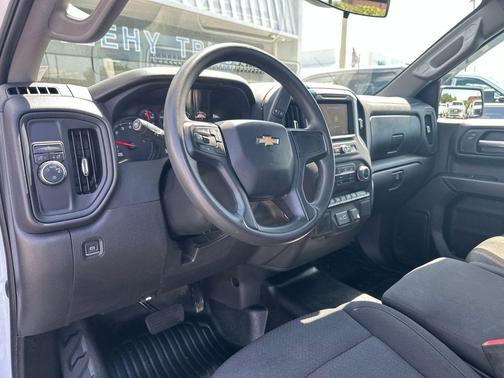 Summit White 2022 Chevrolet Silverado 1500 WT