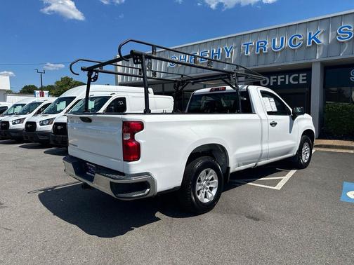 Summit White 2022 Chevrolet Silverado 1500 WT