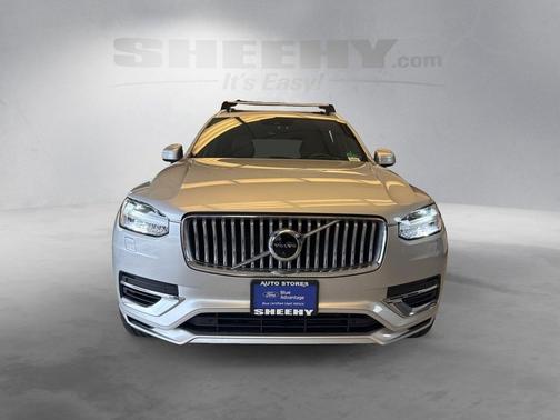 2022 Volvo XC90 Recharge Plug-In Hybrid T8 Inscription Expression 7 Passenger