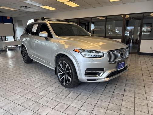 2022 Volvo XC90 Recharge Plug-In Hybrid T8 Inscription Expression 7 Passenger