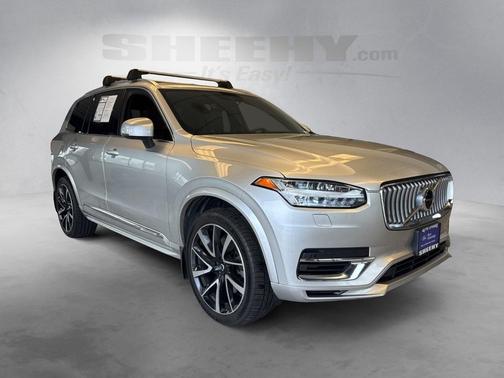 2022 Volvo XC90 Recharge Plug-In Hybrid T8 Inscription Expression 7 Passenger