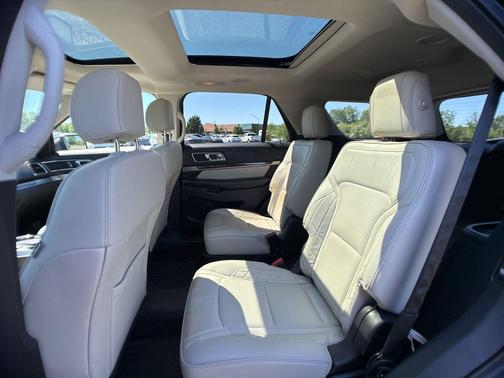 Shadow Black 2017 Ford Explorer Platinum