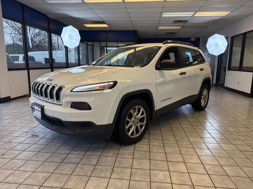 2016 Jeep Cherokee Sport