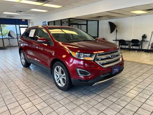 Ruby Red Metallic Tinted Clearcoat 2018 Ford Edge Titanium