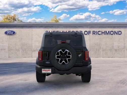 Shadow Black 2026 Ford Bronco Outer Banks