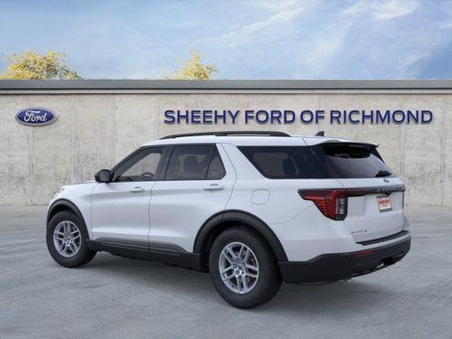 Space White Metallic 2026 Ford Explorer Active