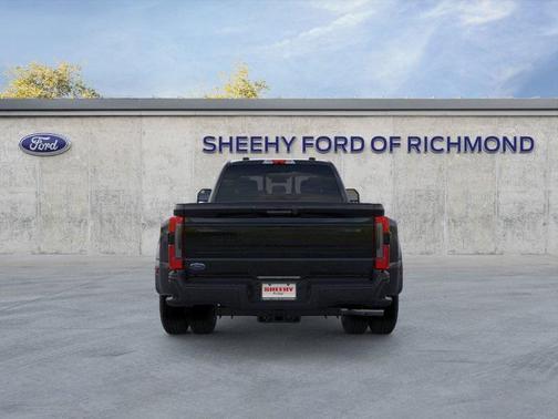 2026 Ford F-350 Platinum
