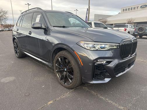 2020 BMW X7 M50i