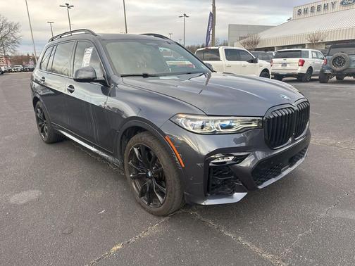 2020 BMW X7 M50i