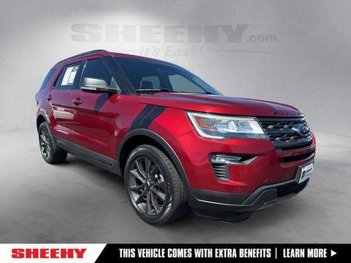 Ruby Red Metallic 2018 Ford Explorer XLT