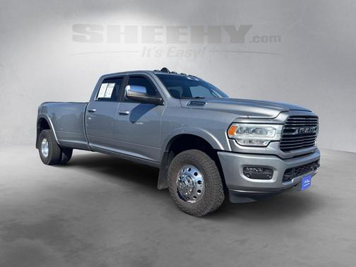 2022 RAM 3500 Laramie Crew Cab 4x4 8' Box