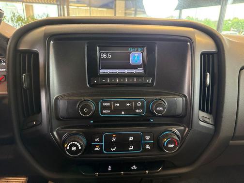 Silver Ice Metallic 2015 Chevrolet Silverado 1500 LS