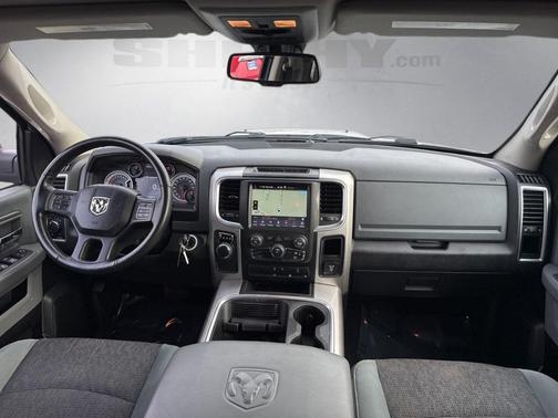 2020 RAM 1500 Classic SLT