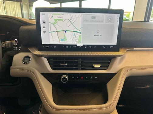Star White Metallic Tri-Coat 2025 Ford Explorer Active