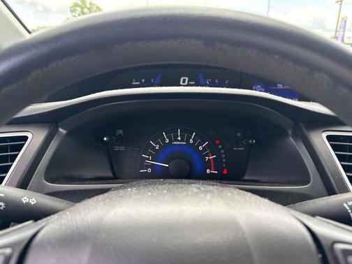 Alabaster Silver Metallic 2014 Honda Civic LX