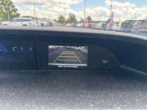 Alabaster Silver Metallic 2014 Honda Civic LX
