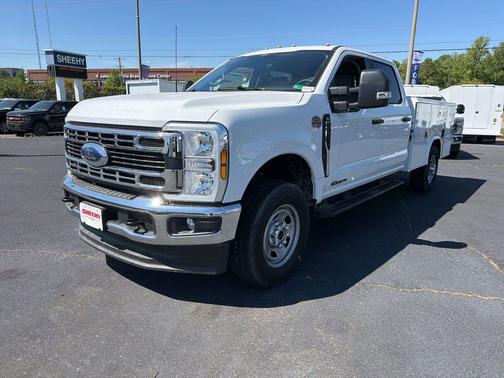 Oxford White 2026 Ford F-350 XL