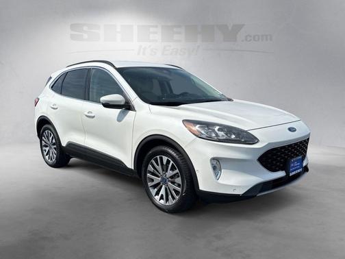 2020 Ford Escape Titanium