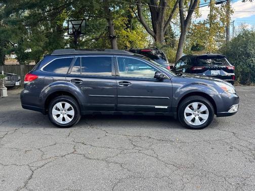 2011 Subaru Outback 2.5 i Premium